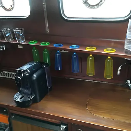 Sailing Boat 